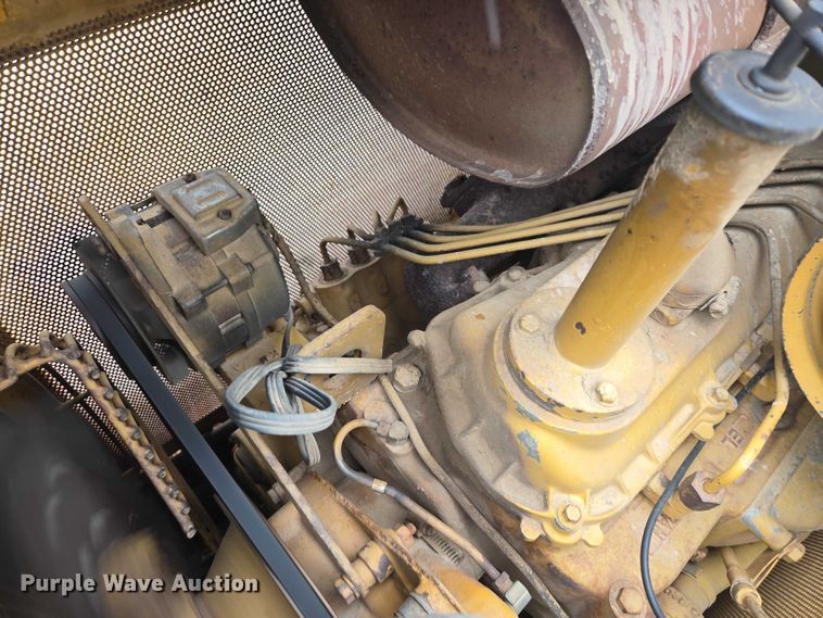 image for item EV5574 1980 Caterpillar D3B dozer