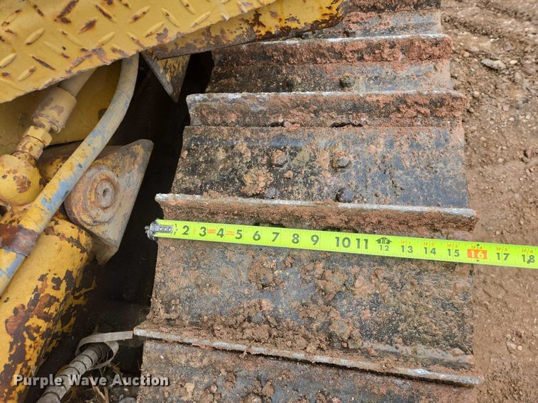 image for item EV5574 1980 Caterpillar D3B dozer