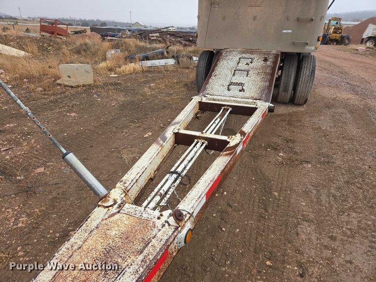 image for item EV5575 1994 Cornhusker end dump pup trailer