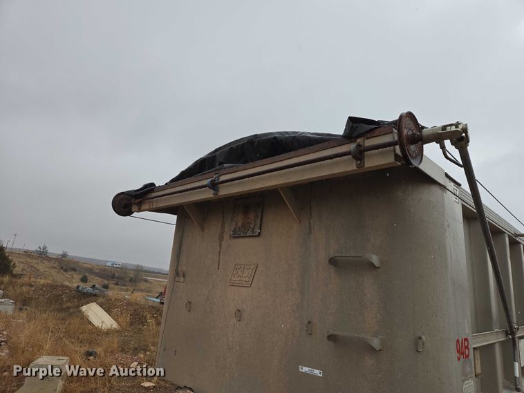 image for item EV5575 1994 Cornhusker end dump pup trailer