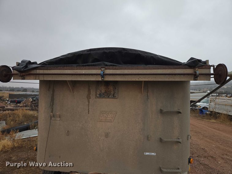 image for item EV5575 1994 Cornhusker end dump pup trailer