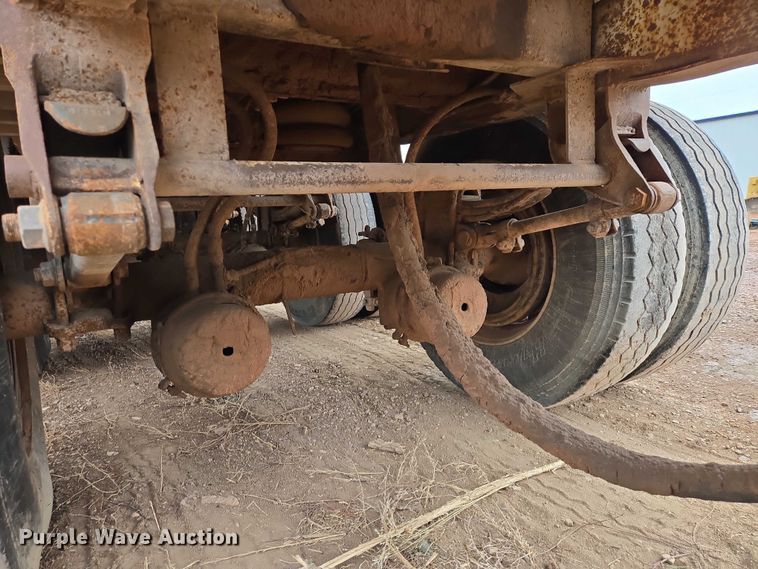 image for item EV5575 1994 Cornhusker end dump pup trailer