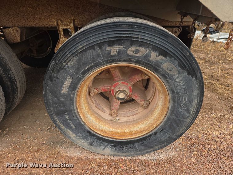 image for item EV5575 1994 Cornhusker end dump pup trailer