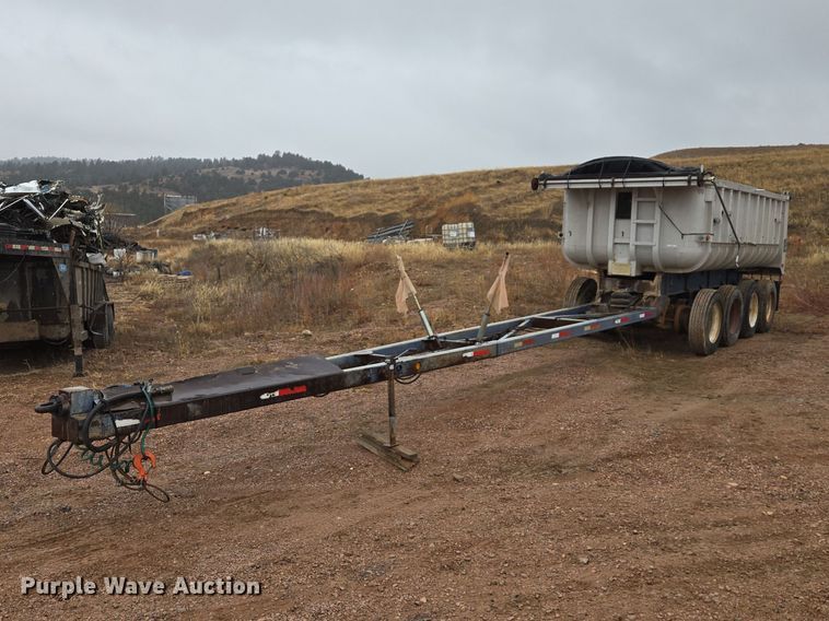 image for item EV5576 1980 Fruenauf end dump pup trailer