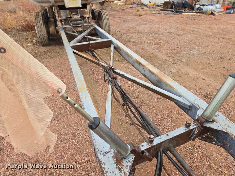 image for item EV5576 1980 Fruenauf end dump pup trailer