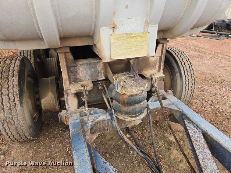 image for item EV5576 1980 Fruenauf end dump pup trailer