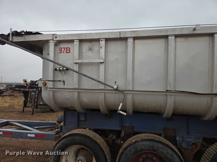 image for item EV5576 1980 Fruenauf end dump pup trailer