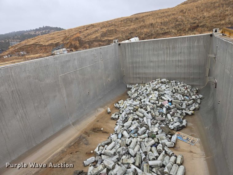 image for item EV5576 1980 Fruenauf end dump pup trailer