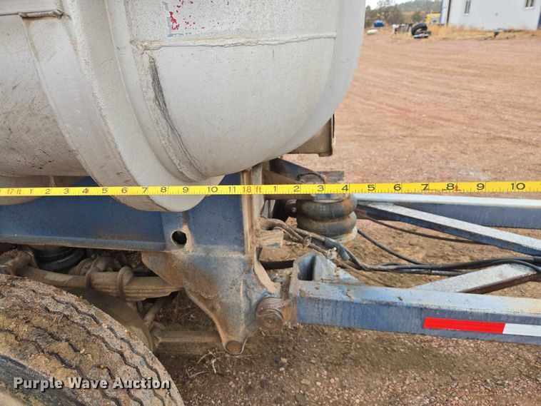 image for item EV5576 1980 Fruenauf end dump pup trailer