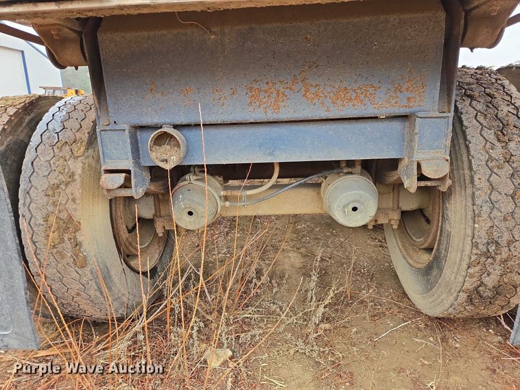 image for item EV5576 1980 Fruenauf end dump pup trailer