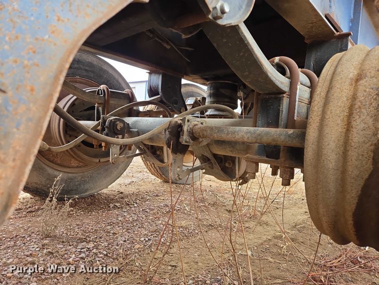 image for item EV5576 1980 Fruenauf end dump pup trailer