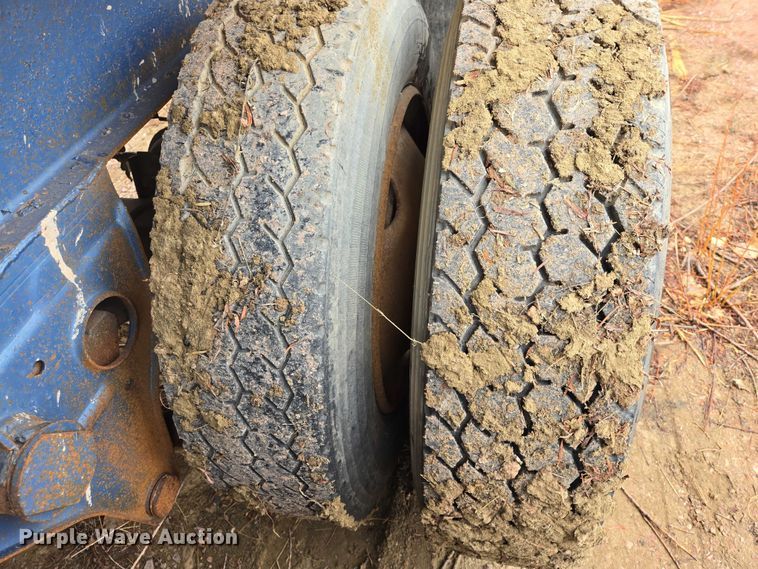 image for item EV5576 1980 Fruenauf end dump pup trailer