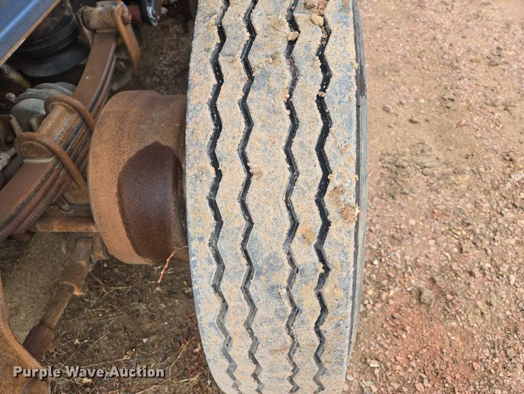 image for item EV5576 1980 Fruenauf end dump pup trailer