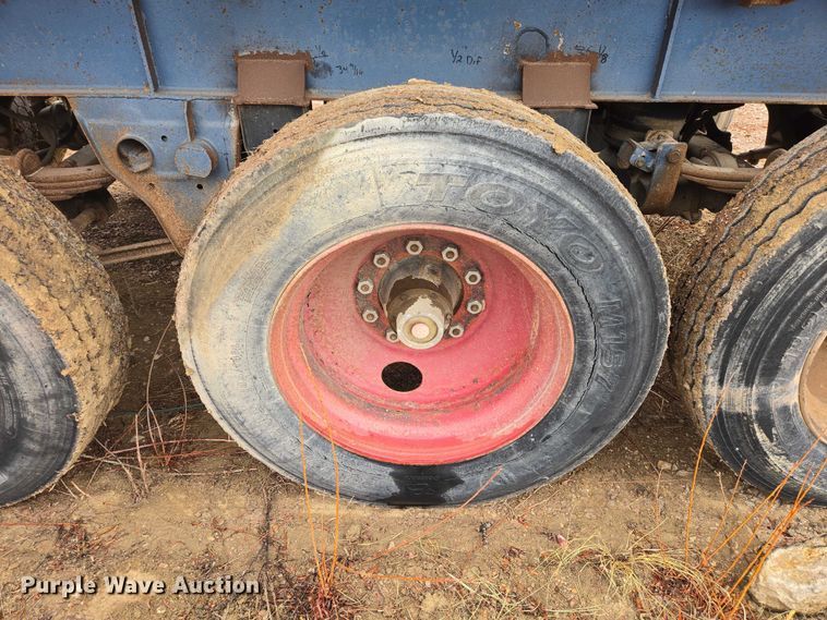 image for item EV5576 1980 Fruenauf end dump pup trailer