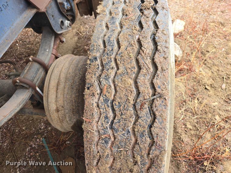 image for item EV5576 1980 Fruenauf end dump pup trailer