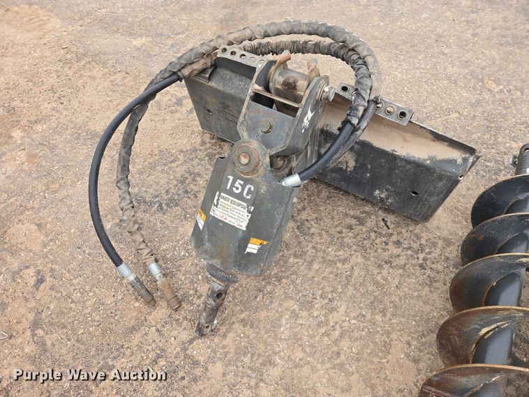 image for item EV5578 2015 Bobcat 15C skid steer auger