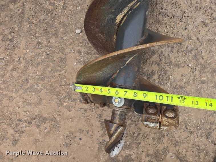 image for item EV5578 2015 Bobcat 15C skid steer auger