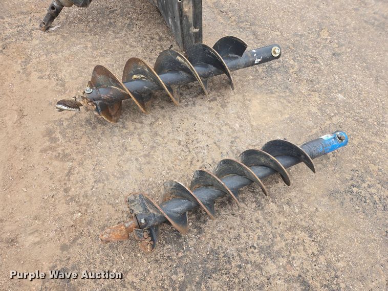 image for item EV5578 2015 Bobcat 15C skid steer auger