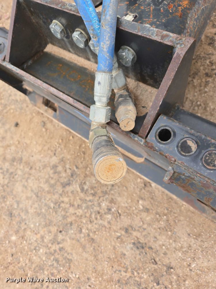 image for item EV5579 Bobcat HB880 skid steer breaker