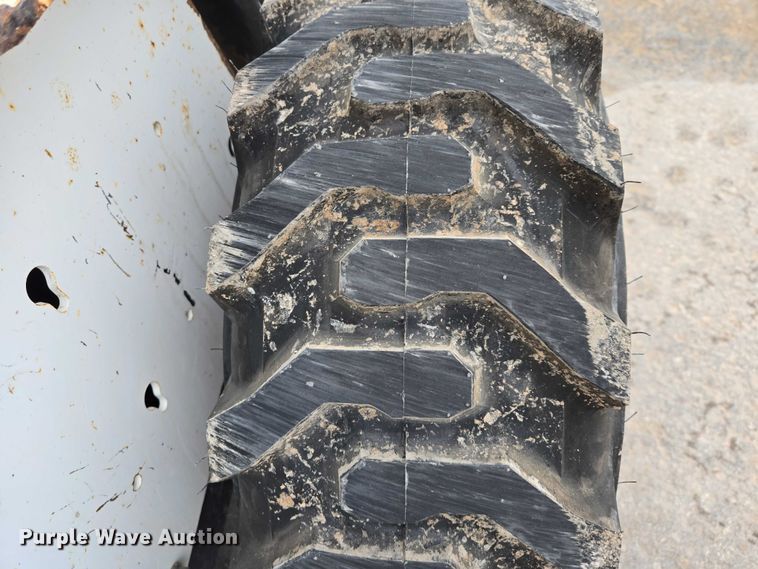 image for item EV5583 2012 Bobcat S175 skid steer loader