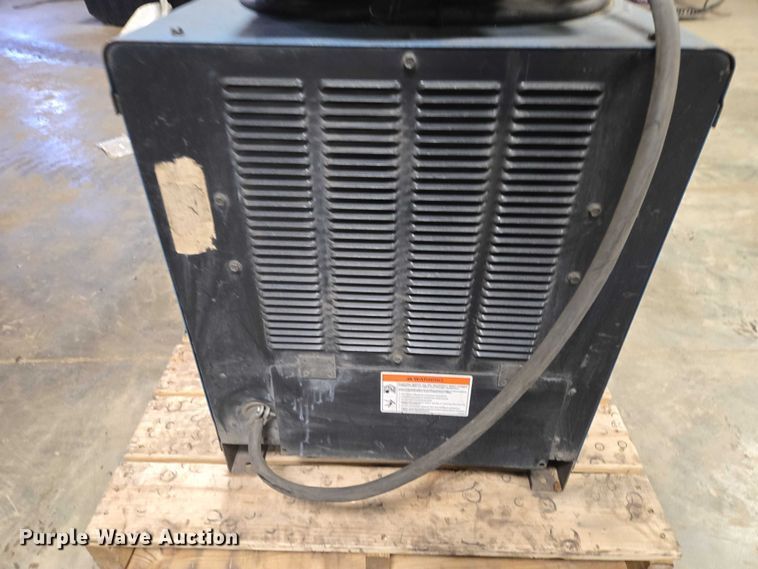 image for item EV5610 Miller Deltaweld 302 welder
