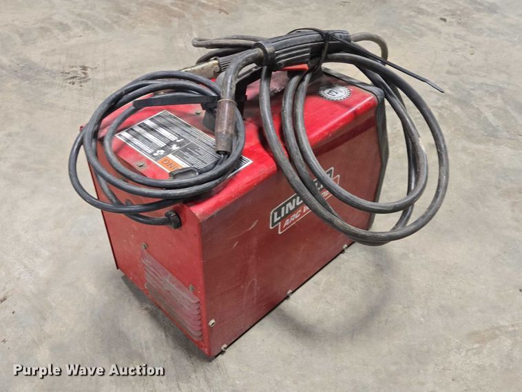 image for item EV5611 Lincoln Weld-Pak 100 welder