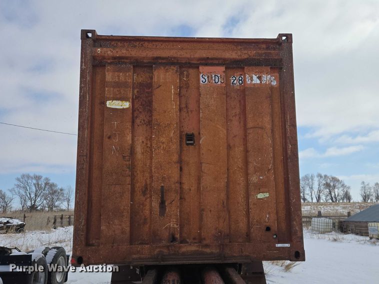 image for item EV5612 Roll-off container