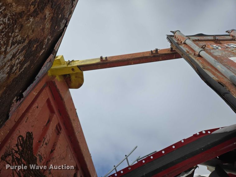 image for item EV5612 Roll-off container