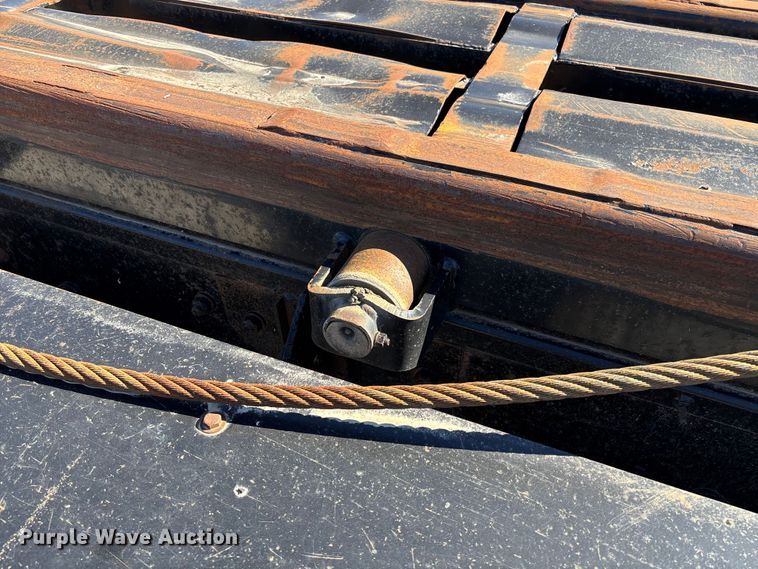 image for item FB3073 1999 Mack RD688S roll-off container truck