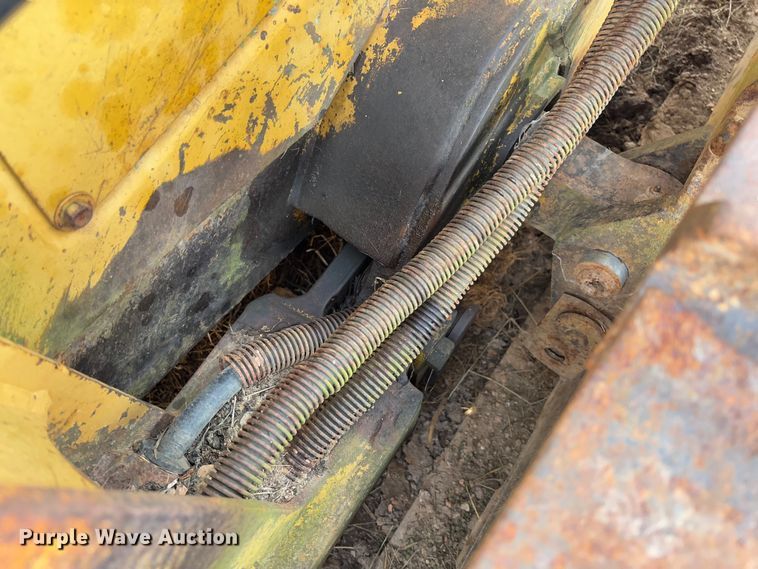 image for item FB3128 1992 Caterpillar D4H dozer