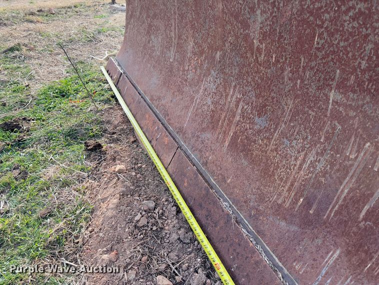 image for item FB3128 1992 Caterpillar D4H dozer