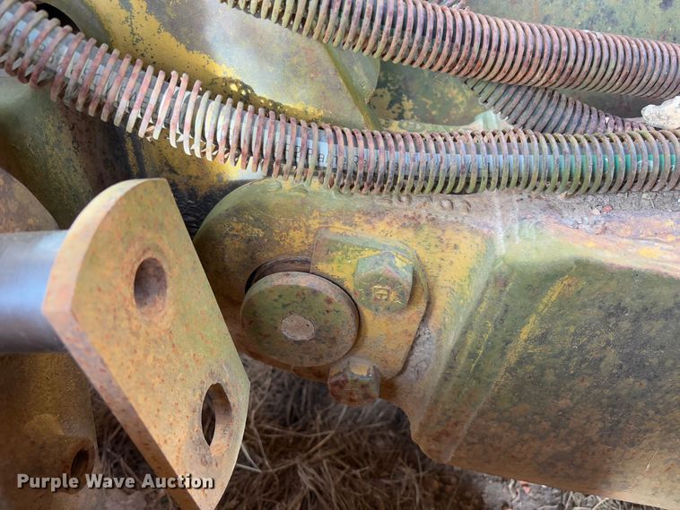 image for item FB3128 1992 Caterpillar D4H dozer