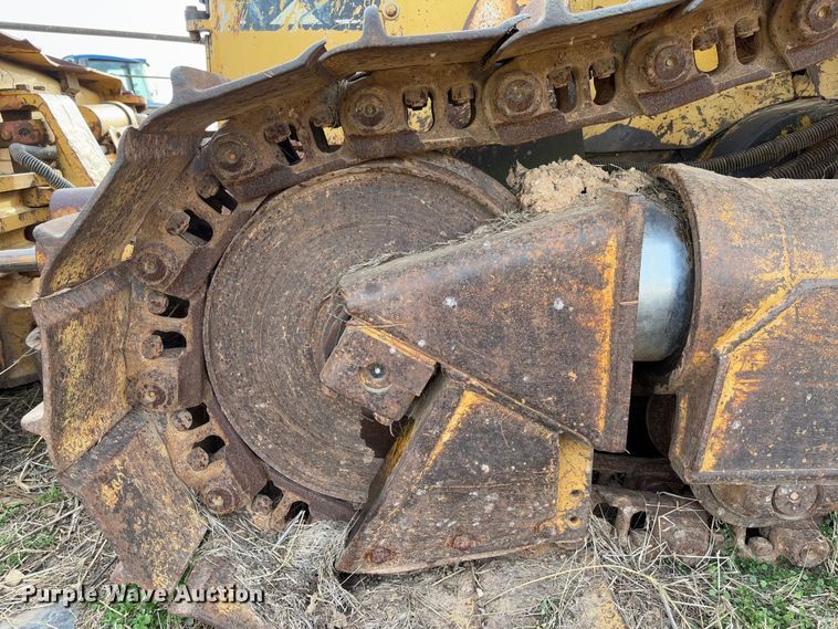 image for item FB3128 1992 Caterpillar D4H dozer
