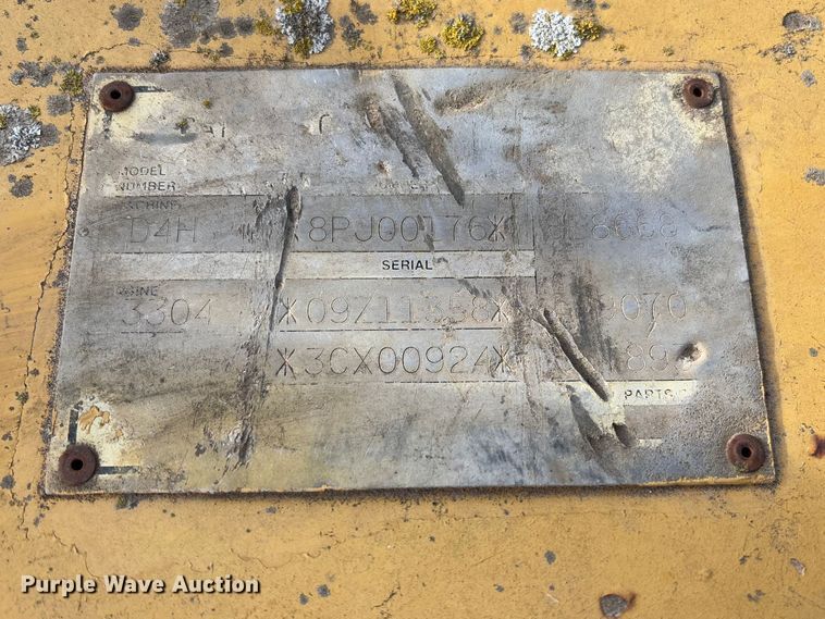 image for item FB3128 1992 Caterpillar D4H dozer