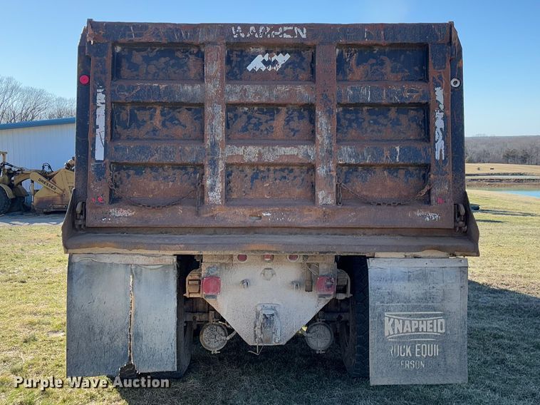 image for item FB3149 1986 International F9370 dump truck