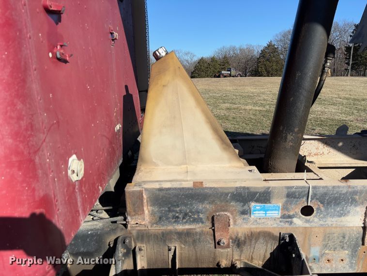 image for item FB3149 1986 International F9370 dump truck