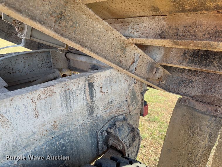 image for item FB3149 1986 International F9370 dump truck