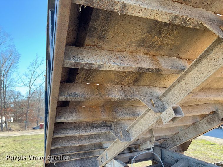 image for item FB3149 1986 International F9370 dump truck