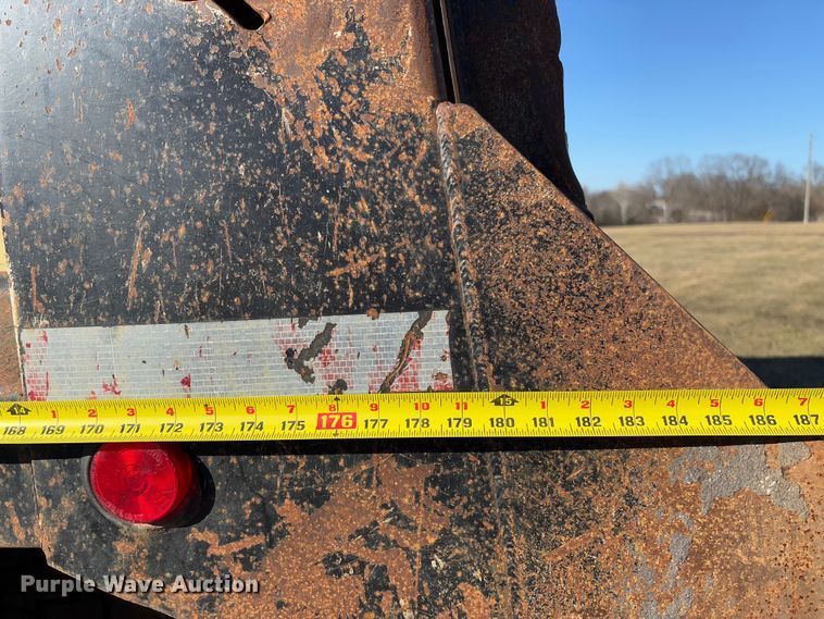 image for item FB3149 1986 International F9370 dump truck