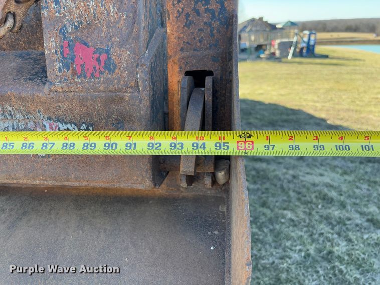 image for item FB3149 1986 International F9370 dump truck