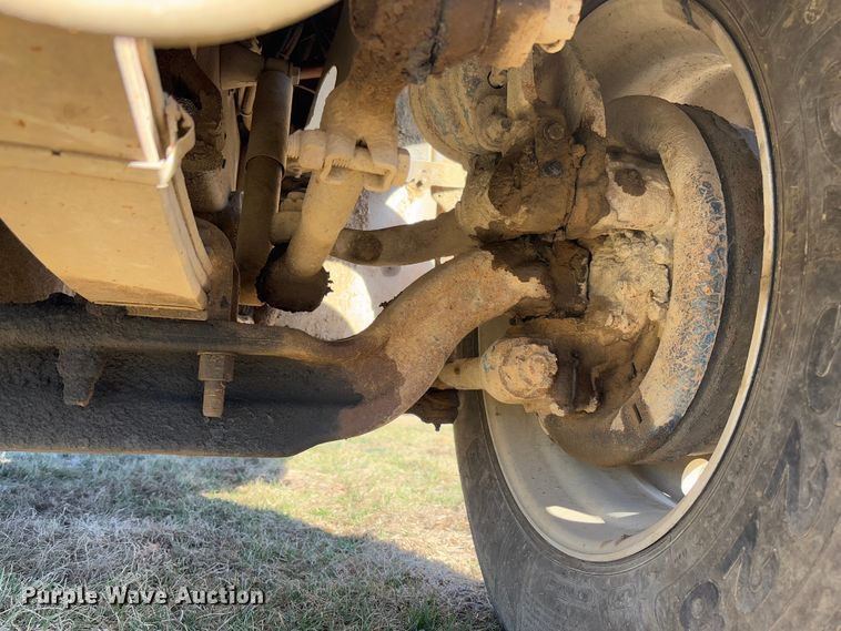 image for item FB3149 1986 International F9370 dump truck