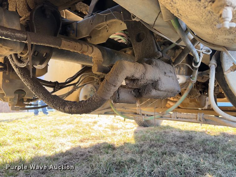 image for item FB3149 1986 International F9370 dump truck