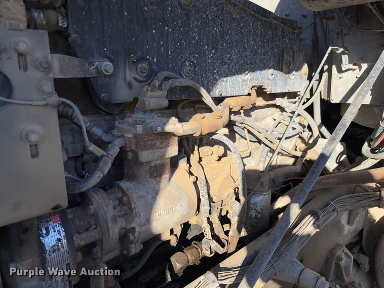 image for item FB3149 1986 International F9370 dump truck