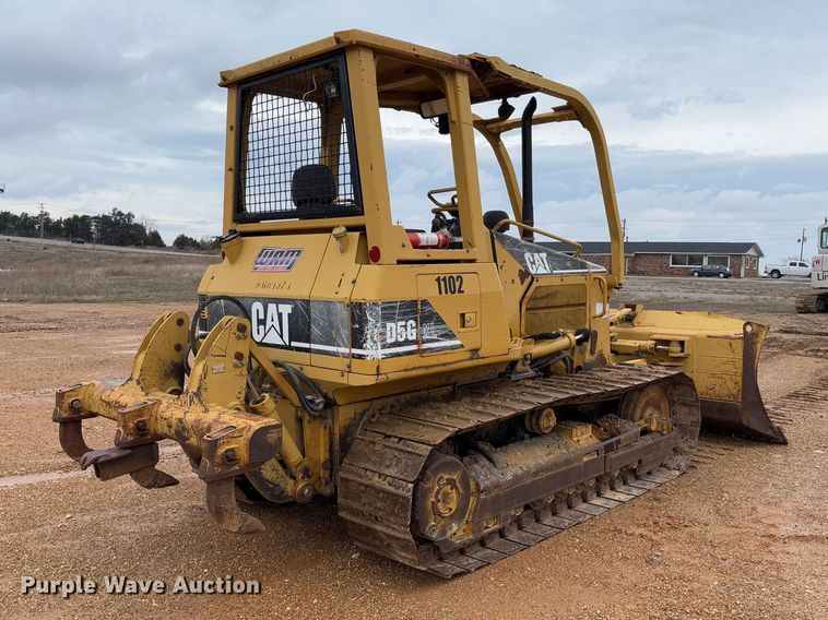 image for item FB3173 2004 Caterpillar D5G dozer