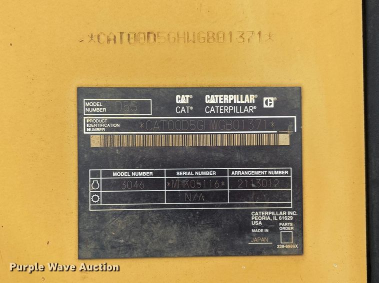 image for item FB3173 2004 Caterpillar D5G dozer