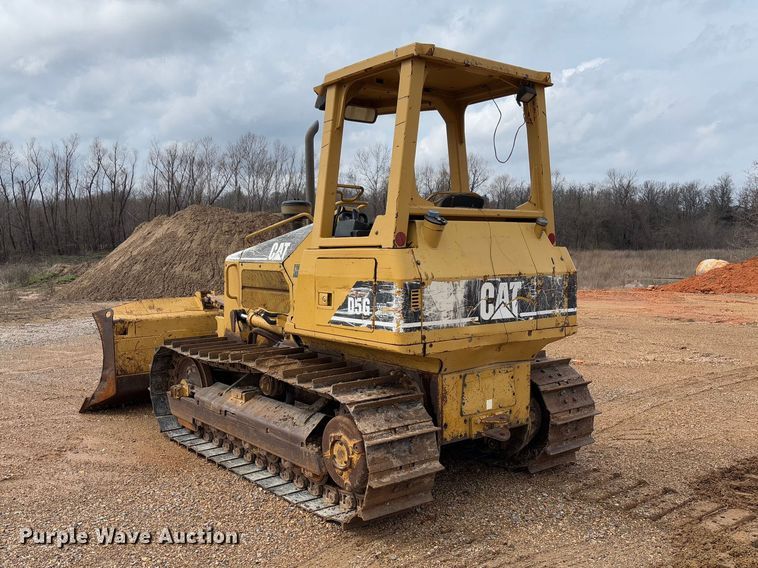image for item FB3174 2002 Caterpillar D5G dozer