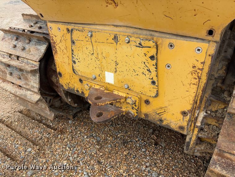 image for item FB3174 2002 Caterpillar D5G dozer