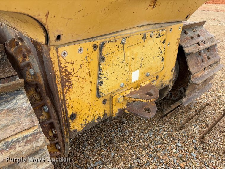 image for item FB3174 2002 Caterpillar D5G dozer