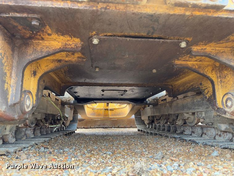 image for item FB3174 2002 Caterpillar D5G dozer