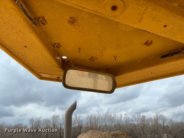 image for item FB3174 2002 Caterpillar D5G dozer